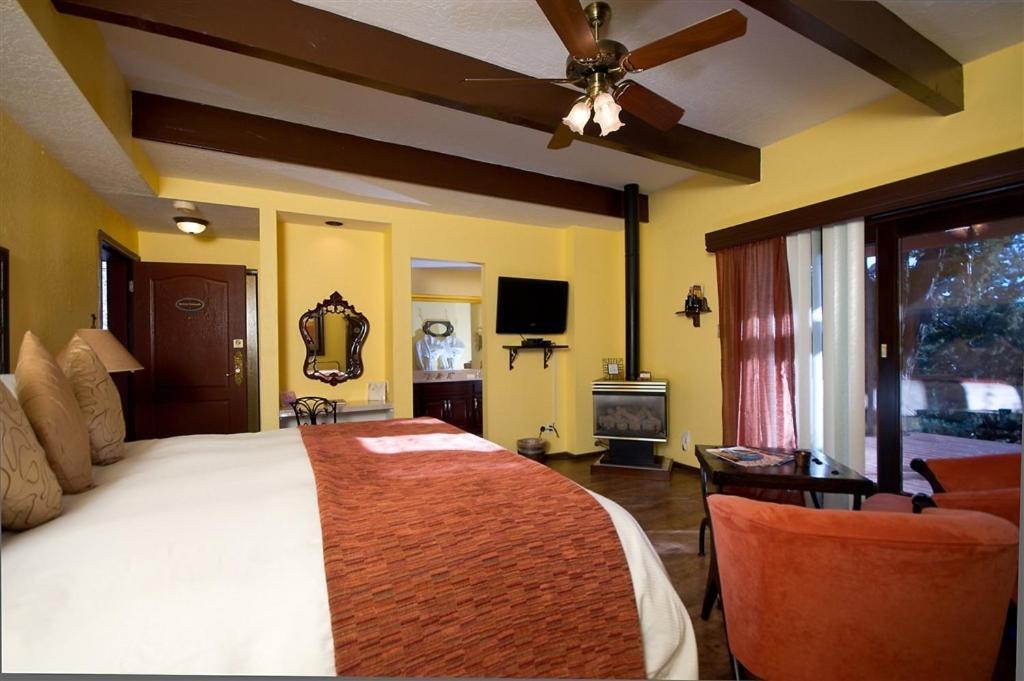 Sedona Views B&B And Luxury Creekside Cabins 3* Sedona