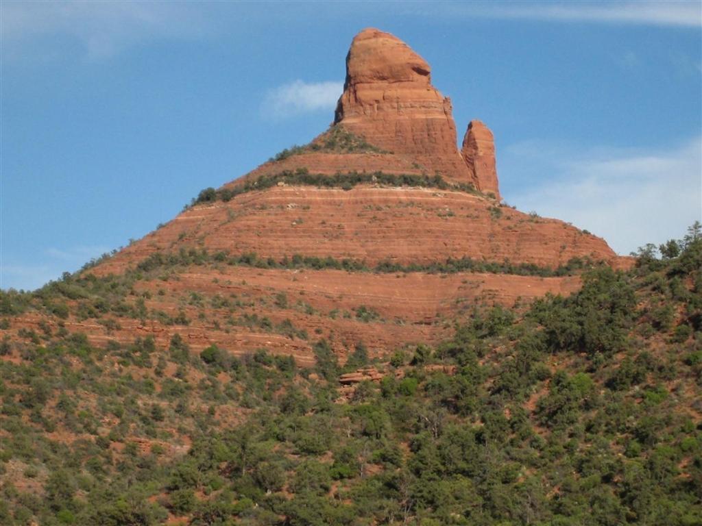 Sedona Views B&B And Luxury Creekside Cabins